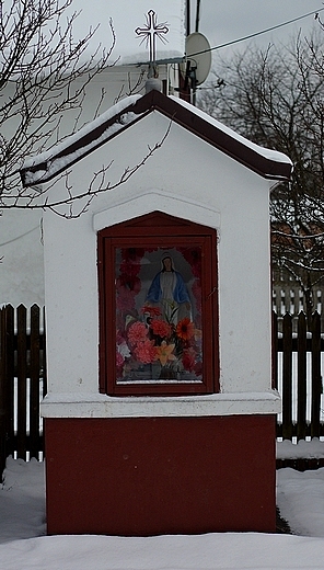 Lipa - stara kapliczka z Matk Bo