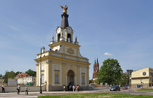 Biaystok. Brama wejciowa do Paacu Branickich.