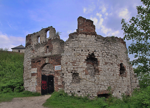 Rudno. Ruiny zamku Tenczyn.