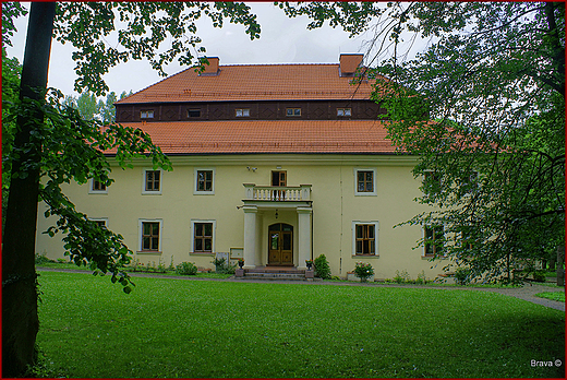 Dwr Zieleniewskich w  Trzebinii - XIVw.