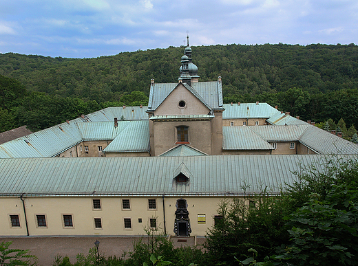 Czerna. Kompleks klasztorny OO. Karmelitw Bosych.