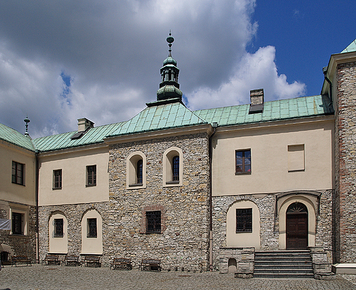 Sosnowiec. Zamek Sielecki od strony wewntrznej.