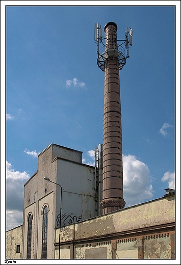 Konin - wielki komin starej fabryki przy ul. Kolskiej