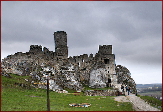 Zamek Ogrodzieniec w Podzamczu