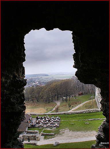 Zamek Ogrodzieniec w Podzamczu