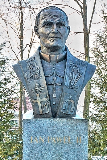 Ulanw - pomnik Jana Pawa II