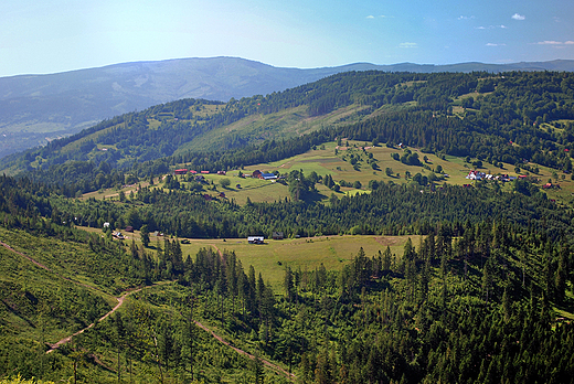 Panorama Beskidu ywieckiego ze stokw Lipowskiej.