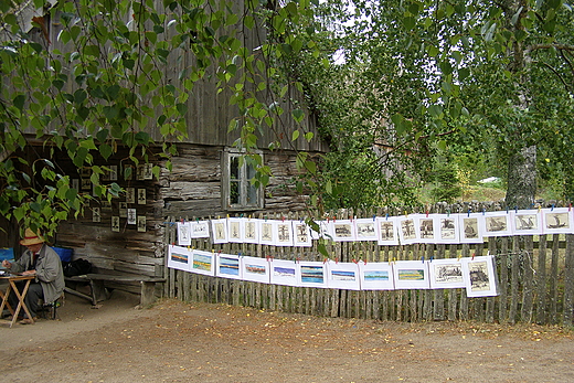 Pan Antoni i jego prace. Skansen we Wdzydzach Kiszewskich.