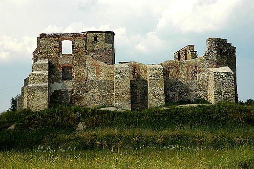 Siewierz - ruiny zamku biskupiego