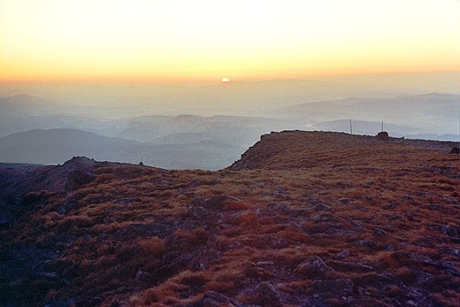 Wschd soca na Babiej Grze (1725 n.p.m.). Beskid ywiecki