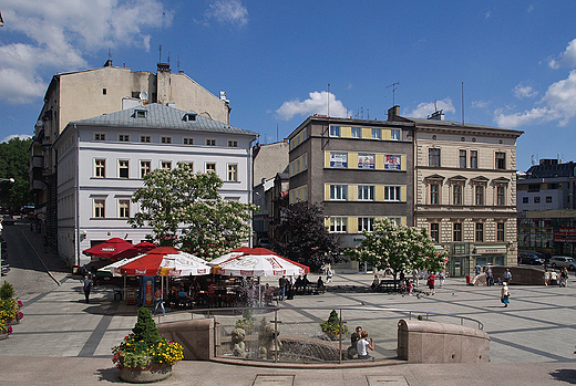 Bielsko-Biaa. Pnocna strona Placu Chrobrego.