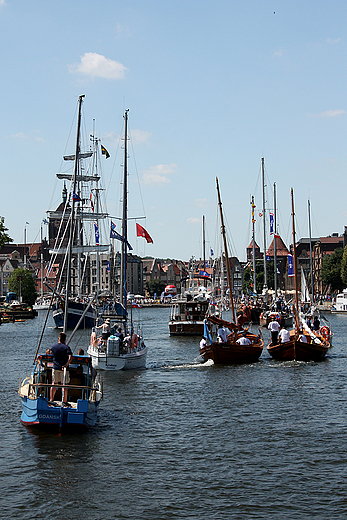 Baltic Sail 2010 - parada aglowcw na Motawie