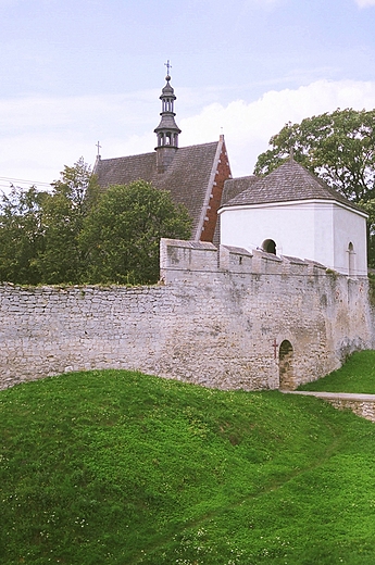 SZYDŁÓW - MURY OBRONNE