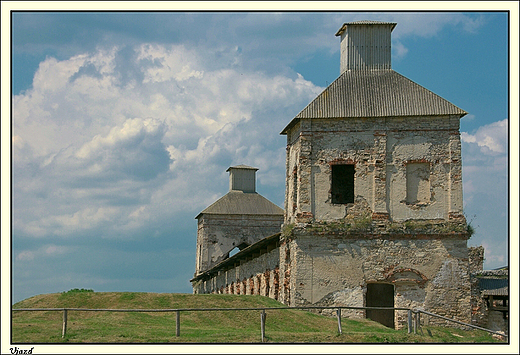 Ujazd - fragment ruin zamku