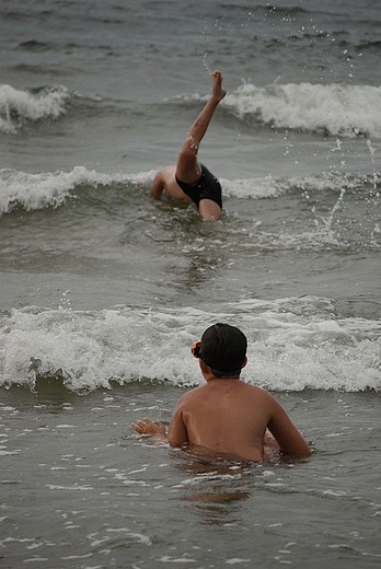 Zabawa w falach. Ustka