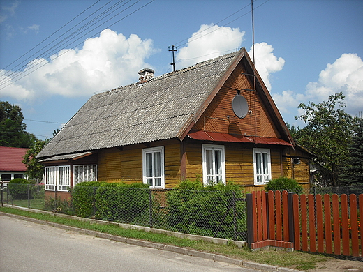 Biaowiea. Stary dom przy ul. Mostowej.