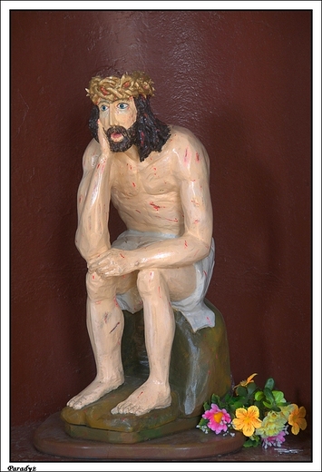 Paradyż - figura Chrystusa w niszy przedsionka kościoła p.w. Przemienienia Pańskiego