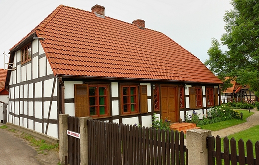 Chłopy - stara chata z XIX wieku