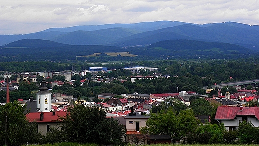 Widok na Skoczów i okolice ze wzgórza Kaplicówka