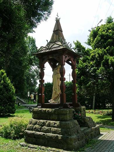 Zawoja.Kapliczka przed drewnianym kociem w. Klemensa (1873-1888)