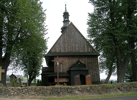 Rdzawka- drewniany koci z 1757r.;