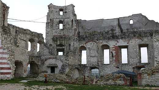 Ruiny zamku w Janowcu