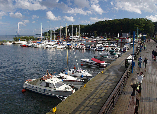 Panorama portu jachtowego-mariny w Pucku.