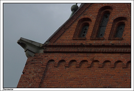 Starowice - koci filialny p.w. w. Stanisawa Kostki, szczeg architektoniczny