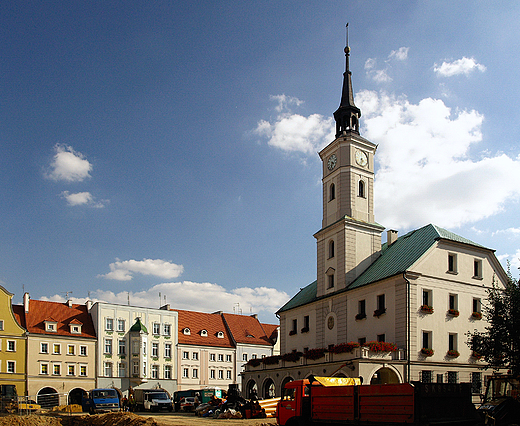 Gliwice. Rynek z ratuszem, obecnie-lato 2010 trwa tam remont.