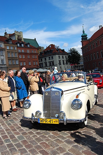 Parada mercedesw. Warszawa