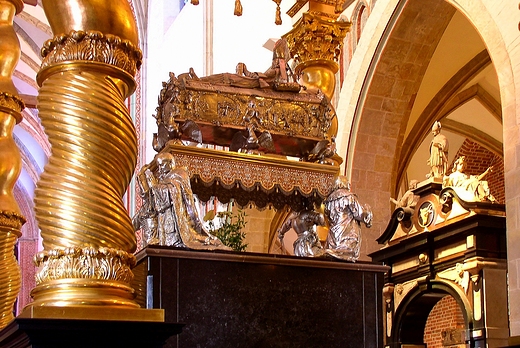 Gniezno - Katedra - Relikwiarz w. Wojciecha