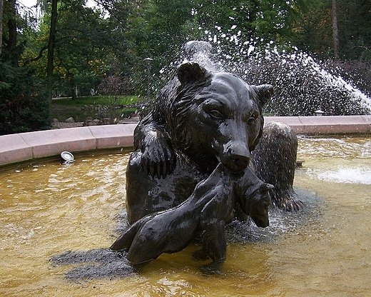 Niedwiedzica- fragment fontanny Potop.