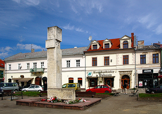 Olkusz. Pomnik ku czci pomordowanym mieszkacom miasta.