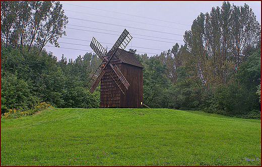 Grnolski Park Etnograficzny w Chorzowie - wiatrak