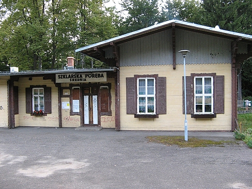 budynek stacji kolejowej - Szklarska Porba rednia