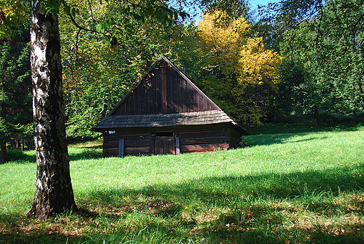 Grnolski Park Etnograficzny. Szopa z Brennej z po. XIX w.