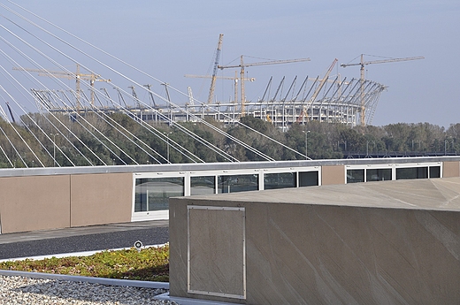 widok na stadion narodowy w budowie