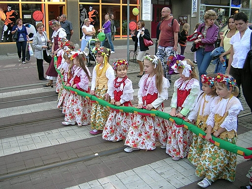 Zabrze.Zabrzaski wrzesie-pochd ul.Wolnoci.