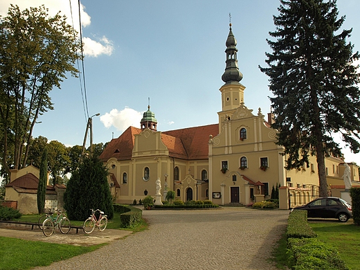 Klasztor paulinów w Mochowie