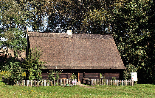 Grnolski Park Etnograficzny. Zagroda z Kaliny 1851r.