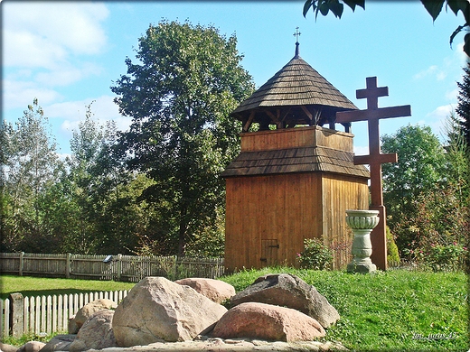 DZWONNICA Z LUBYCZY - KNIAZIE PRZY CERKWI GRECKOKATOLICKIEJ W MUZEUM WSI LUBELSKIEJ.