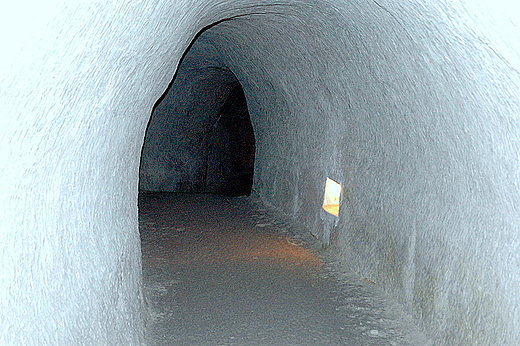 Chełm - podziemne drogi w kopalni kredy