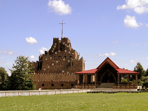 Sanktuarium Matki Boej Bolesnej Pani Ziemi witokrzyskiej