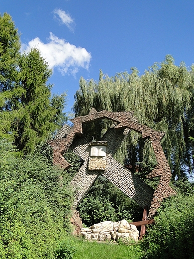 Sanktuarium Matki Boej Bolesnej Pani Ziemi witokrzyskiej