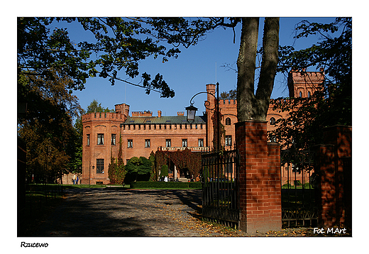 Rzucewo - neogotycki pałac Rodziny von Below