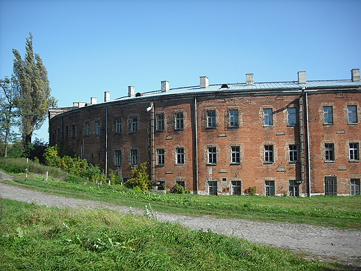 Modlin. Twierdza. Koszary wojskowe. Widok od strony zachodniej.