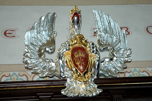 Szczyrzyc - orze nad stallami w chrze zakonnym