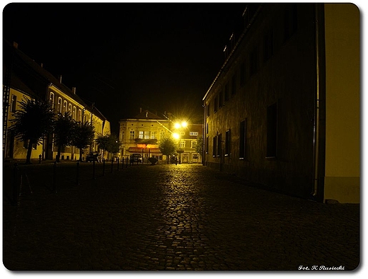 Tak wyglda moje miasto noc, rynek