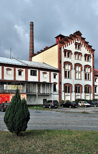 Bielsko-Biaa. Hale dawnego Polmosu reprezentujce styl neorenesansowy