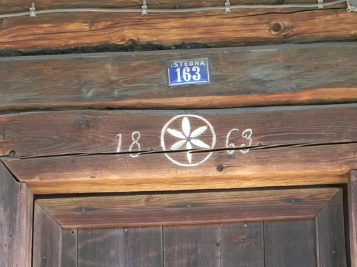 Drewniana kurna chata Kawuloka z 1863r.w Istebnej.